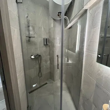 Free Parking Square Vanilla * Skopje